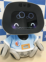 先生ロボット「ユニボ先生」